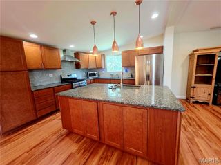 25484 Sky Drive, Warrenton, MO 63383
