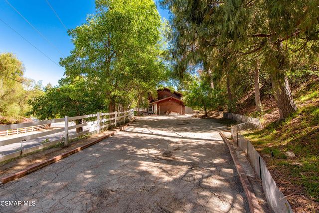 24910 John Fremont Road, Hidden Hills, CA 91302