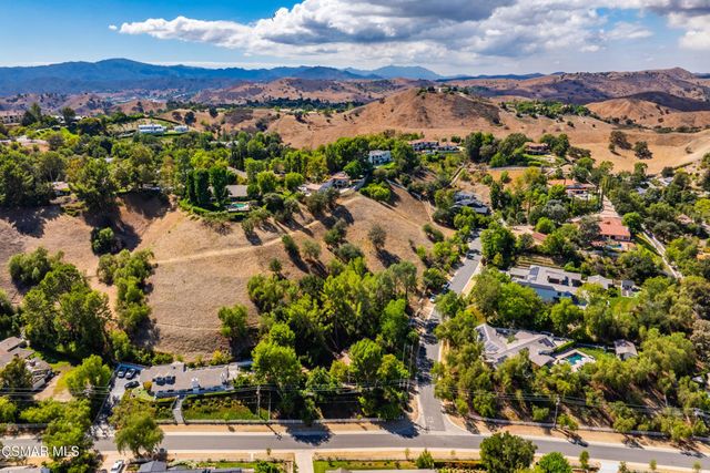 24910 John Fremont Road, Hidden Hills, CA 91302