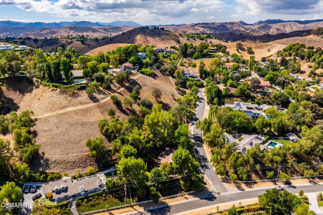 24910 John Fremont Road, Hidden Hills, CA 91302