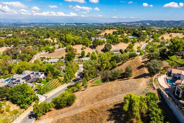 24910 John Fremont Road, Hidden Hills, CA 91302