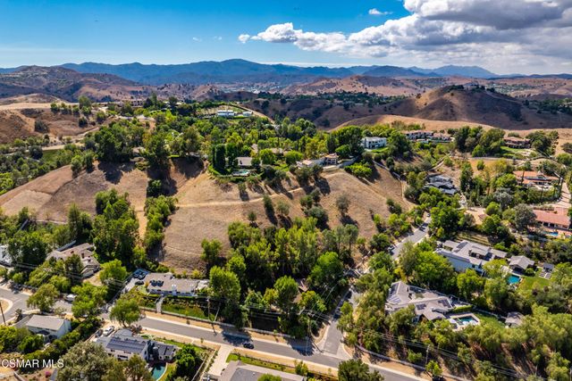 24910 John Fremont Road, Hidden Hills, CA 91302