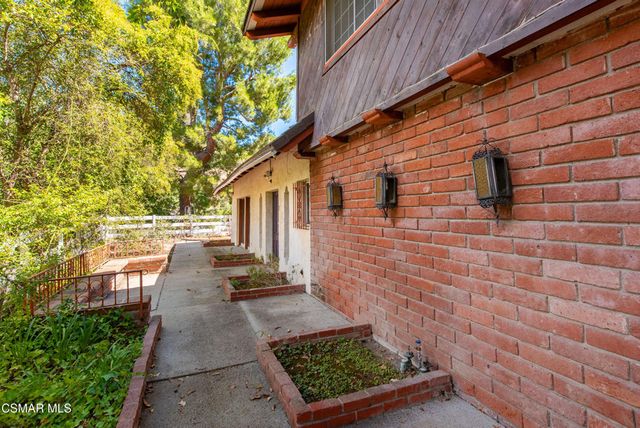 24910 John Fremont Road, Hidden Hills, CA 91302