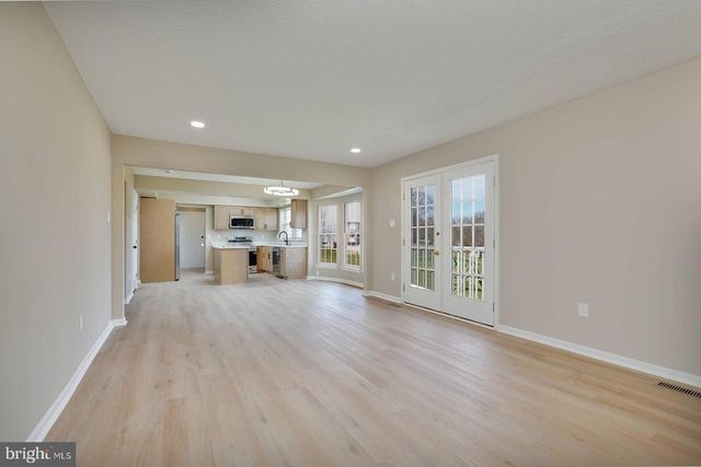 66 FOX ROCK DR, Myersville, MD 21773