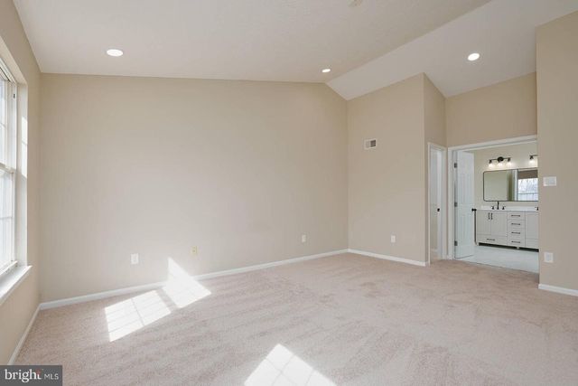 66 FOX ROCK DR, Myersville, MD 21773