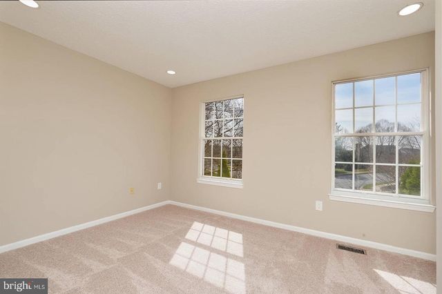 66 FOX ROCK DR, Myersville, MD 21773