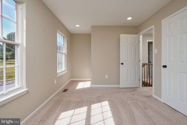 66 FOX ROCK DR, Myersville, MD 21773
