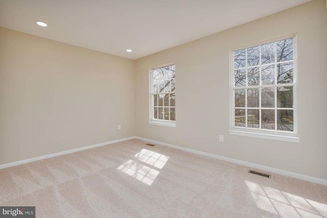 66 FOX ROCK DR, Myersville, MD 21773