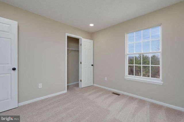 66 FOX ROCK DR, Myersville, MD 21773