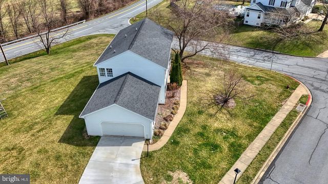 66 FOX ROCK DR, Myersville, MD 21773