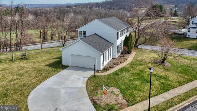 66 FOX ROCK DR, Myersville, MD 21773