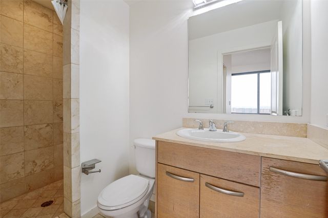 1200 Main Street 1806, Dallas, TX 75202