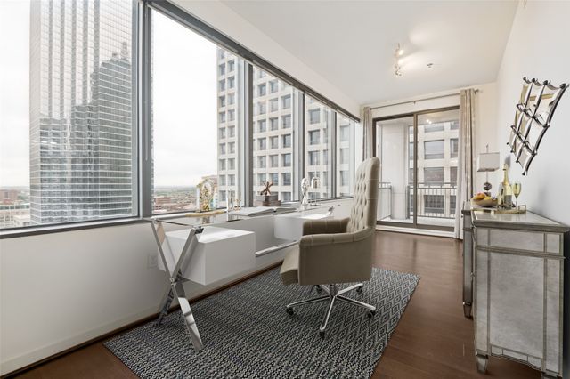 1200 Main Street 1806, Dallas, TX 75202