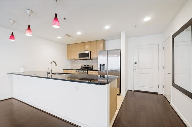 1200 Main Street 1806, Dallas, TX 75202