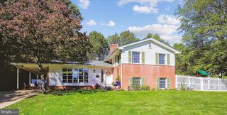 210 BURNT MILLS AVE, Silver Spring, MD 20901