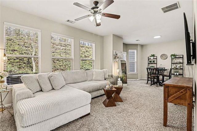 274 Parc View Lane, Woodstock, GA 30188