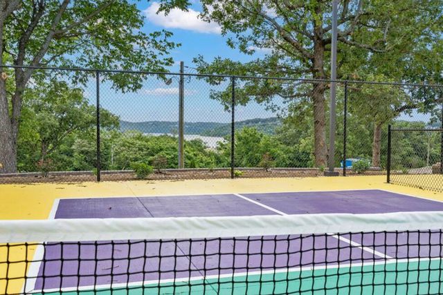 100 Getaway Circle Unit 129, Kimberling City, MO 65686