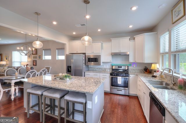 6022 Rollingwood Way, Hoschton, GA 30548