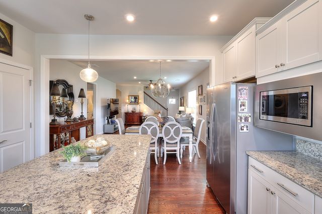 6022 Rollingwood Way, Hoschton, GA 30548