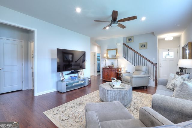 6022 Rollingwood Way, Hoschton, GA 30548