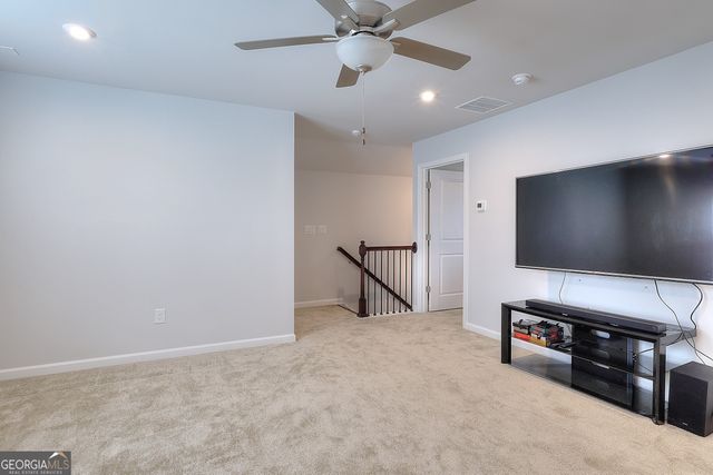 6022 Rollingwood Way, Hoschton, GA 30548