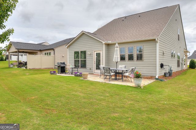 6022 Rollingwood Way, Hoschton, GA 30548