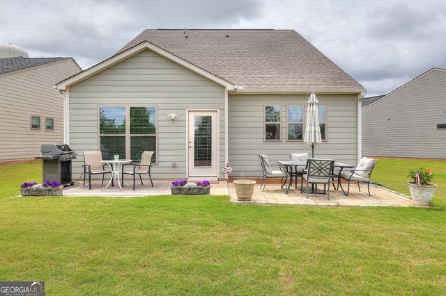 6022 Rollingwood Way, Hoschton, GA 30548