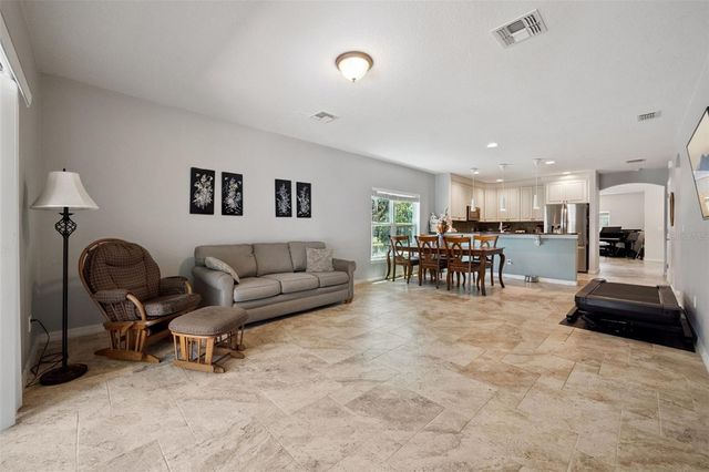 921 BENDING OAK TRAIL, Winter Garden, FL 34787