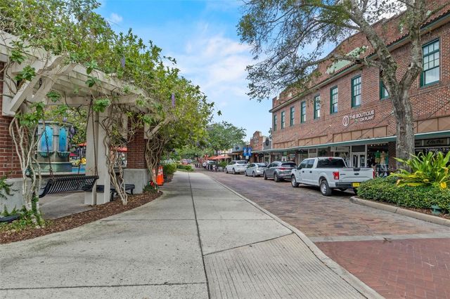 921 BENDING OAK TRAIL, Winter Garden, FL 34787