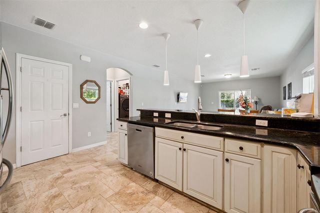 921 BENDING OAK TRAIL, Winter Garden, FL 34787