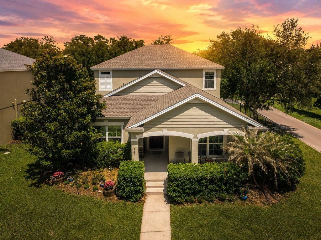 921 BENDING OAK TRAIL, Winter Garden, FL 34787
