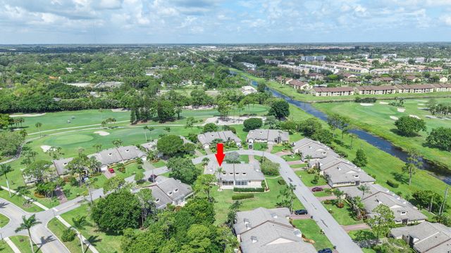 6845 Fountains Circle, Lake Worth, FL 33467