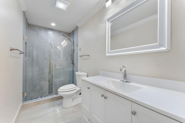 6845 Fountains Circle, Lake Worth, FL 33467
