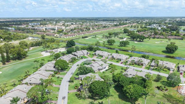 6845 Fountains Circle, Lake Worth, FL 33467