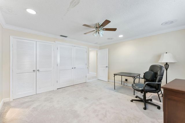 6845 Fountains Circle, Lake Worth, FL 33467
