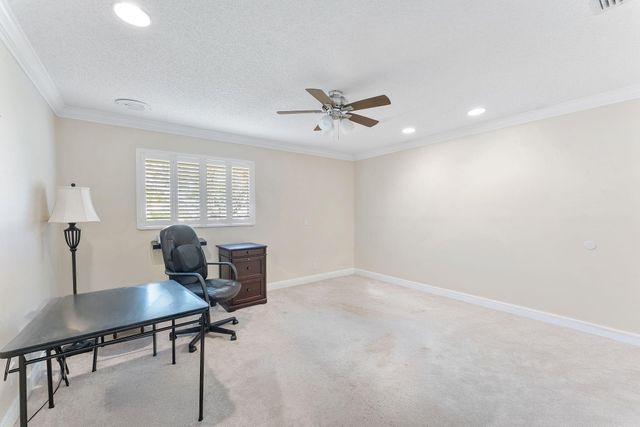 6845 Fountains Circle, Lake Worth, FL 33467