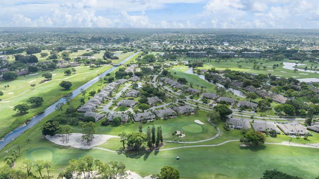 6845 Fountains Circle, Lake Worth, FL 33467