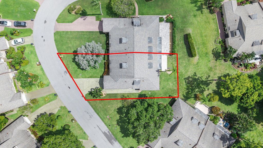 6845 Fountains Circle, Lake Worth, FL 33467