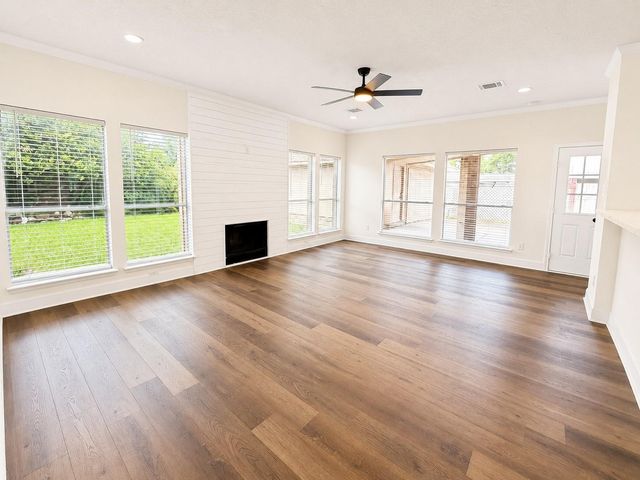 13538 Shadow Falls Court, Houston, TX 77059