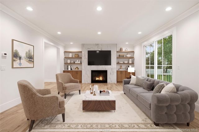 654 Caledonia Road, Dix Hills, NY 11746