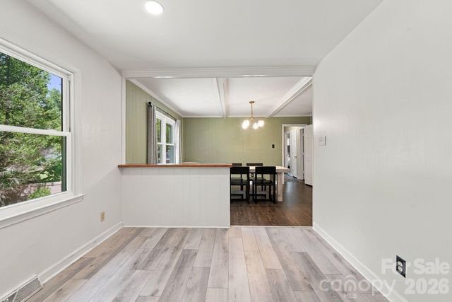 912 Tally Ho Court, Charlotte, NC 28212