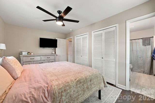 912 Tally Ho Court, Charlotte, NC 28212