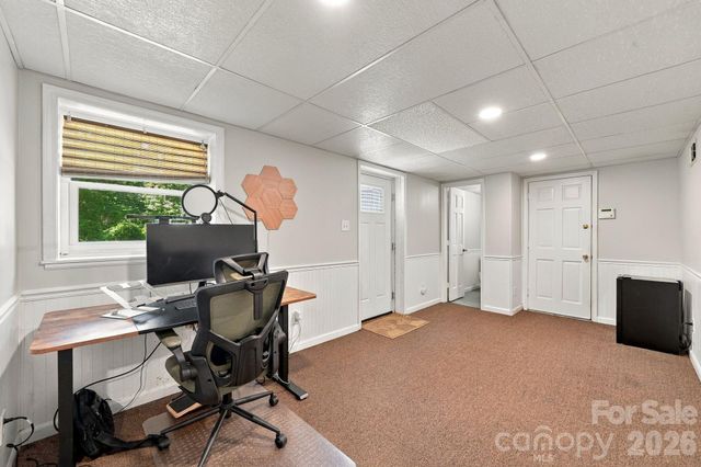 912 Tally Ho Court, Charlotte, NC 28212
