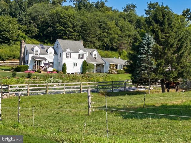 12558 WAUGHTEL, Felton, PA 17322