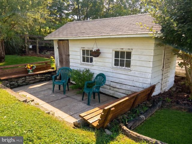 12558 WAUGHTEL, Felton, PA 17322