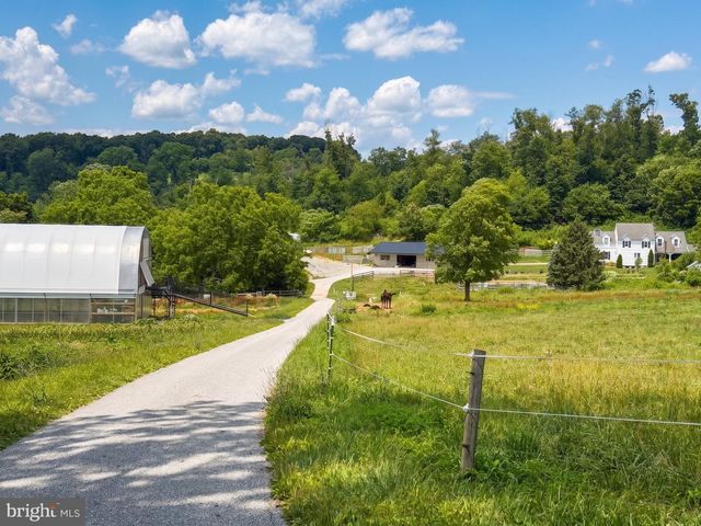 12558 WAUGHTEL, Felton, PA 17322