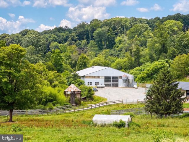 12558 WAUGHTEL, Felton, PA 17322
