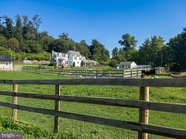 12558 WAUGHTEL, Felton, PA 17322