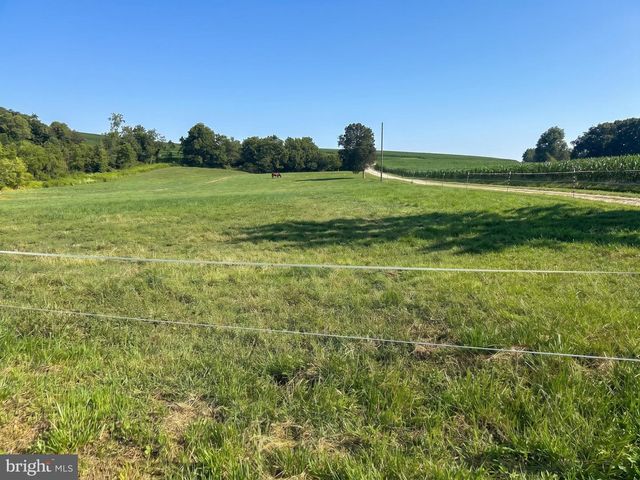 12558 WAUGHTEL, Felton, PA 17322