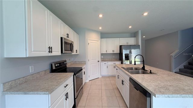 2811 PARKFIELD ROAD, St Cloud, FL 34772